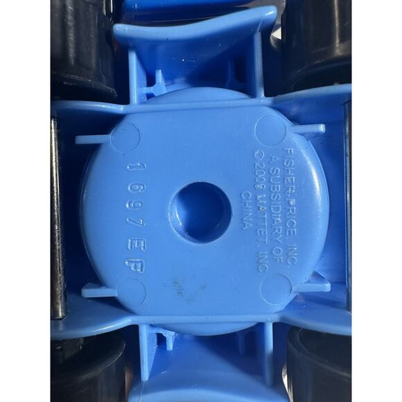 Fisher Price Little People BLUE CAR VEHICLE RAMPS GARAGE HOUSE 2001 Lot Of 2 - Picture 7 of 7